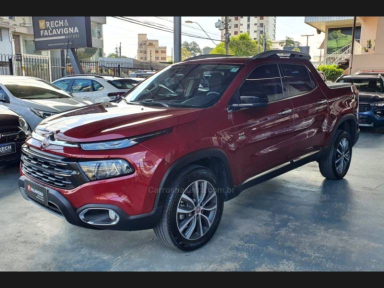 FIAT - TORO - 2021/2021 - Vermelha - R$ 135.000,00