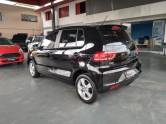 VOLKSWAGEN - FOX - 2016/2016 - Preta - R$ 51.500,00