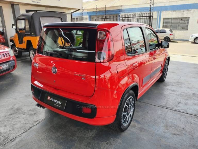 FIAT - UNO - 2012/2013 - Vermelha - R$ 37.900,00