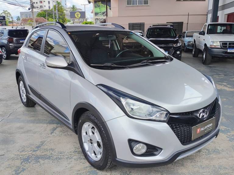 HYUNDAI - HB20X - 2015/2015 - Prata - R$ 53.800,00