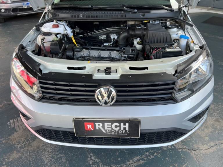 VOLKSWAGEN - SAVEIRO - 2021/2022 - Prata - R$ 71.900,00