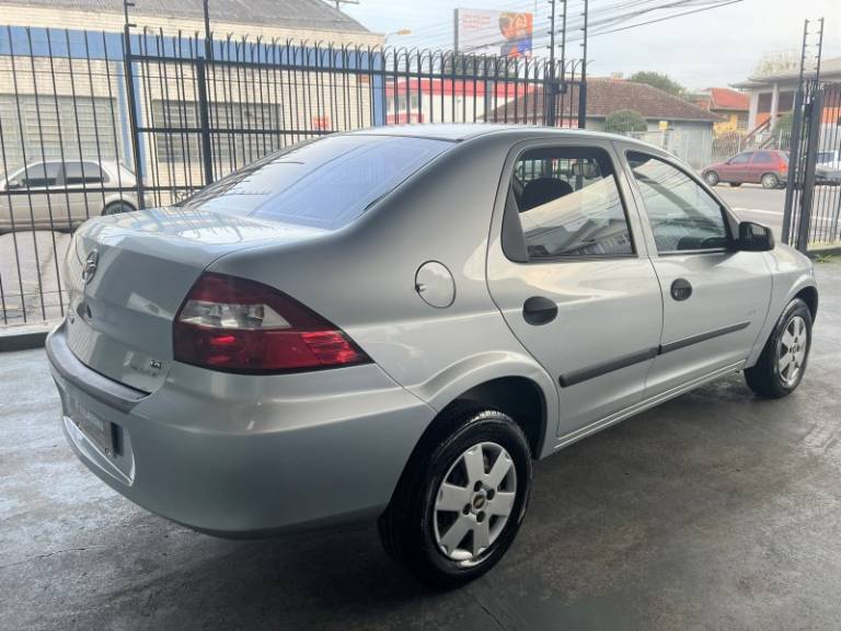 CHEVROLET - PRISMA - 2007/2008 - Prata - R$ 27.500,00