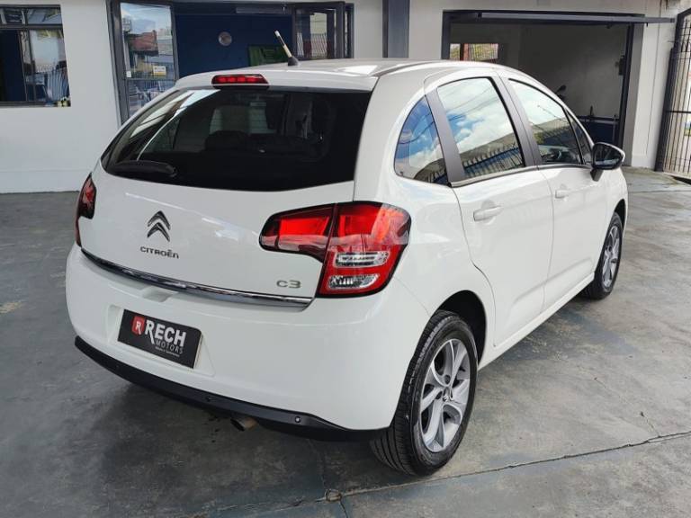 CITROËN - C3 - 2014/2015 - Branca - R$ 39.900,00