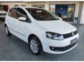 VOLKSWAGEN - FOX - 2013/2014 - Branca - R$ 40.900,00