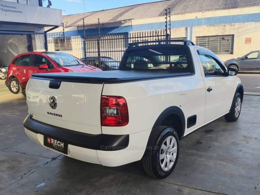 VOLKSWAGEN - SAVEIRO - 2016/2016 - Branca - R$ 49.900,00