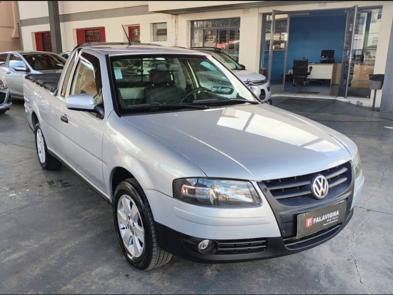VOLKSWAGEN - SAVEIRO - 2007/2008 - Prata - R$ 45.990,00