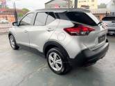 NISSAN - KICKS - 2020/2021 - Prata - R$ 89.900,00