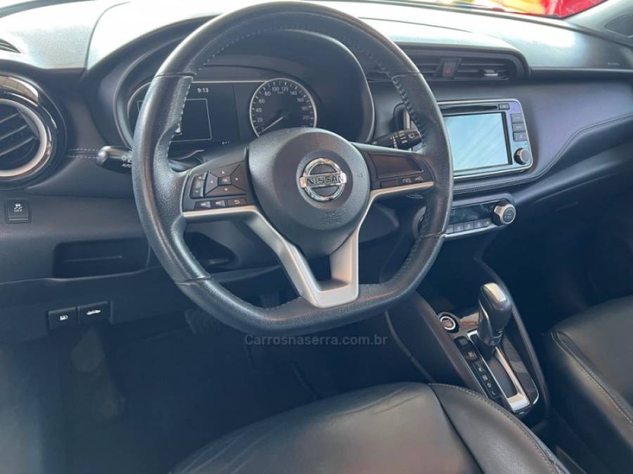 NISSAN - KICKS - 2017/2018 - Preta - R$ 83.900,00