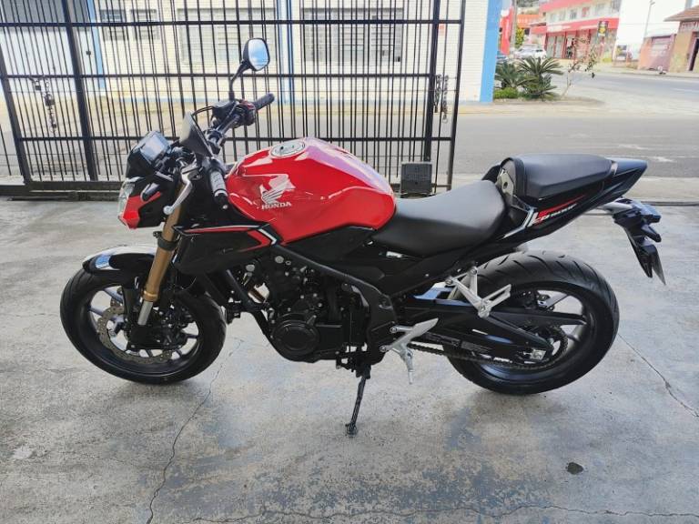 HONDA - CB 500F - 2024/2024 - Vermelha - R$ 42.990,00