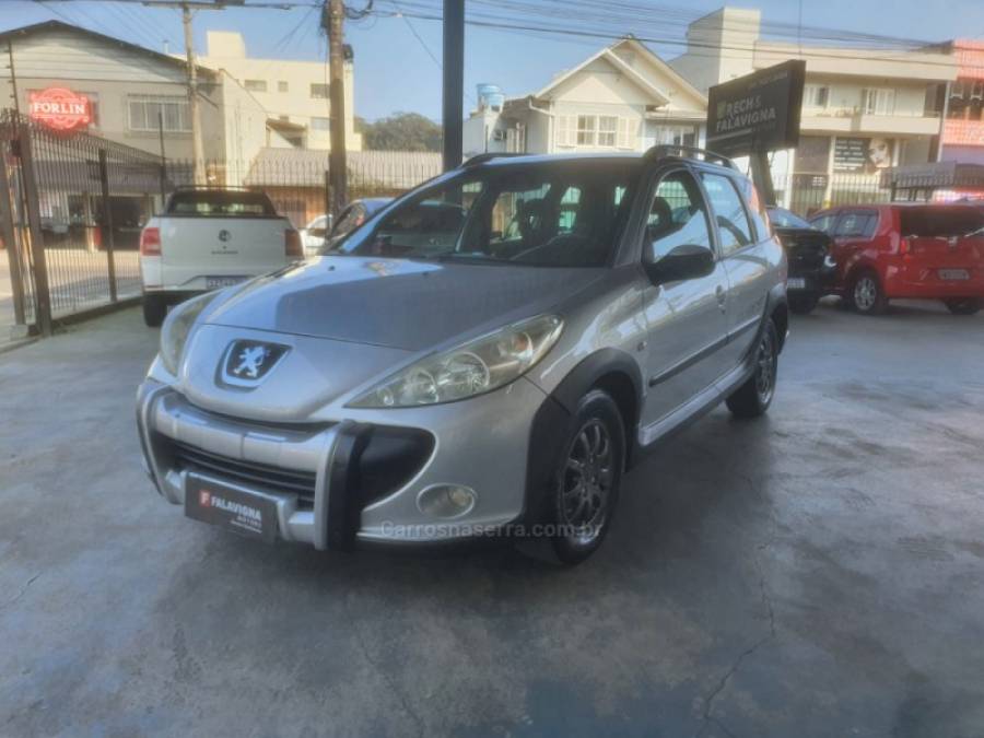 PEUGEOT - 207 - 2010/2011 - Prata - R$ 23.900,00