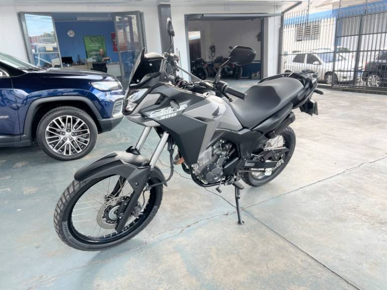 HONDA - SAHARA 300 ABS FLEX - 2025/2025 - Cinza - R$ 32.500,00