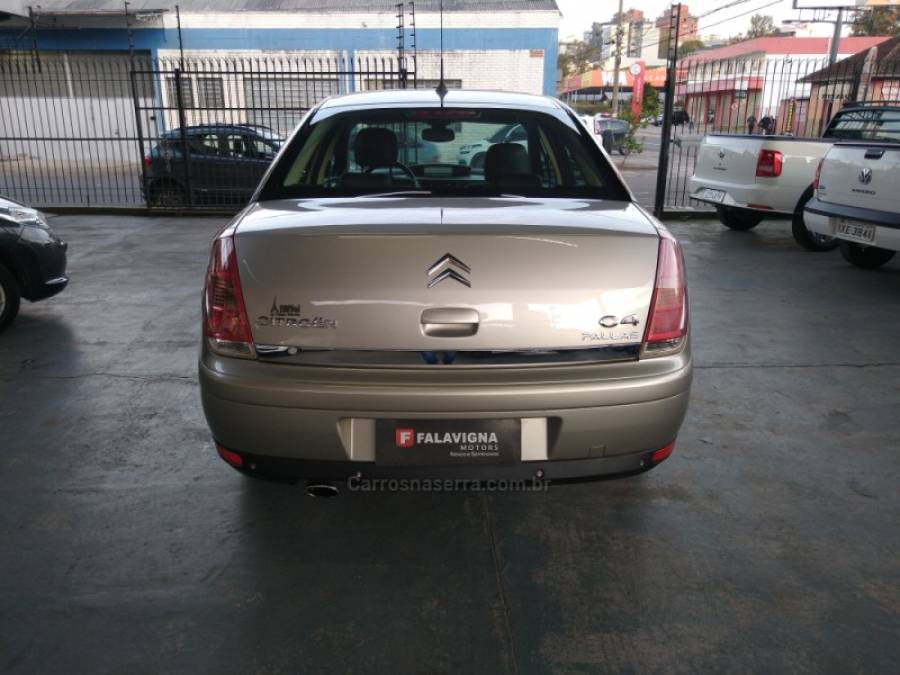 CITROËN - C4 - 2008/2008 - Prata - R$ 24.800,00