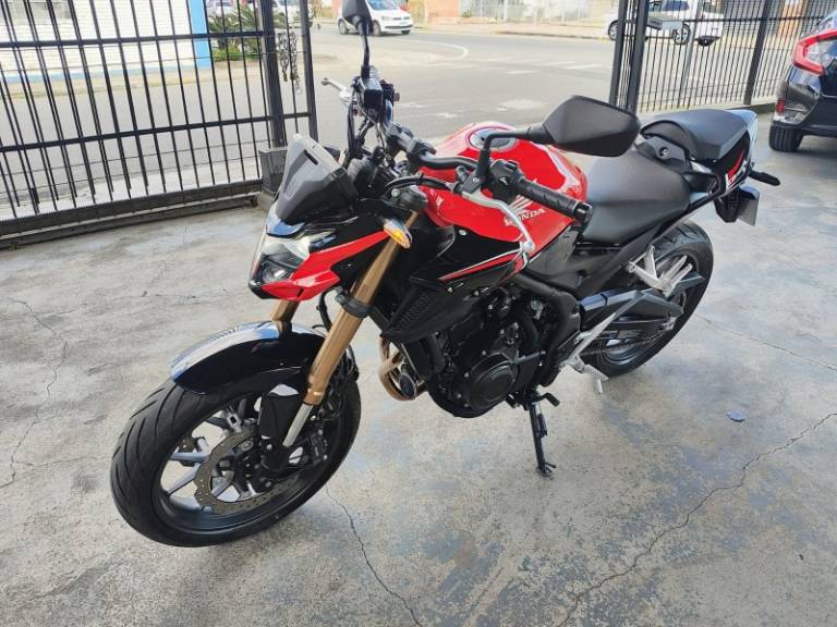 HONDA - CB 500F - 2024/2024 - Vermelha - R$ 42.990,00