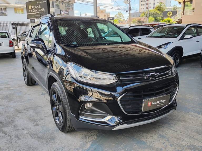 CHEVROLET - TRACKER - 2019/2019 - Preta - R$ 89.990,00