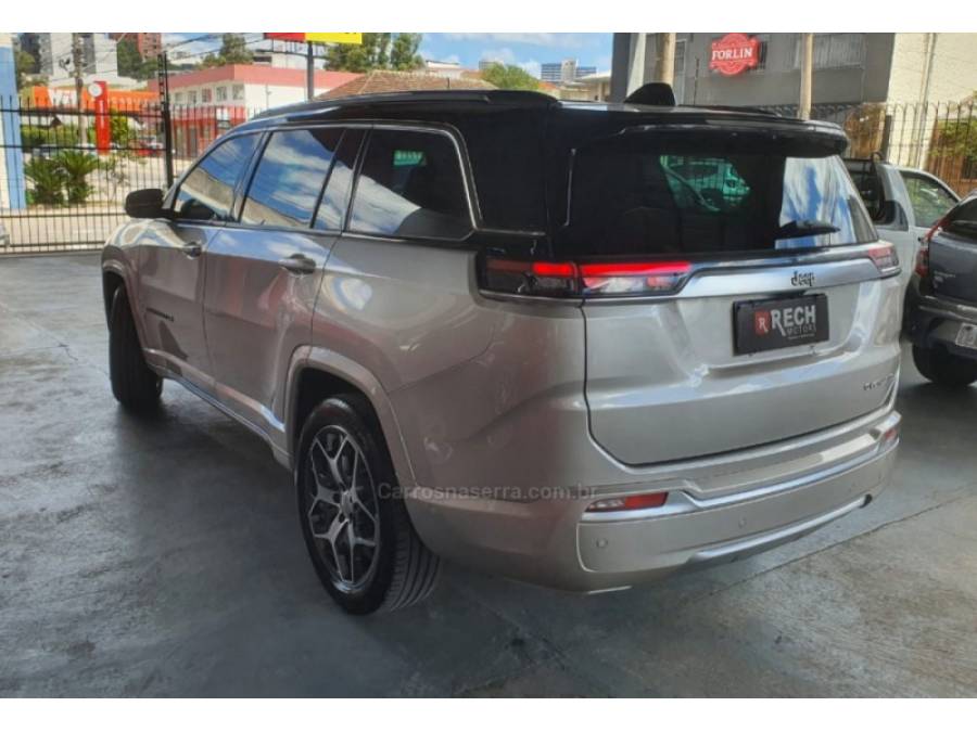 JEEP - COMMANDER - 2022/2022 - Branca - R$ 179.990,00