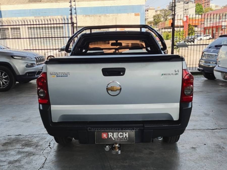 CHEVROLET - MONTANA - 2010/2010 - Prata - R$ 36.500,00