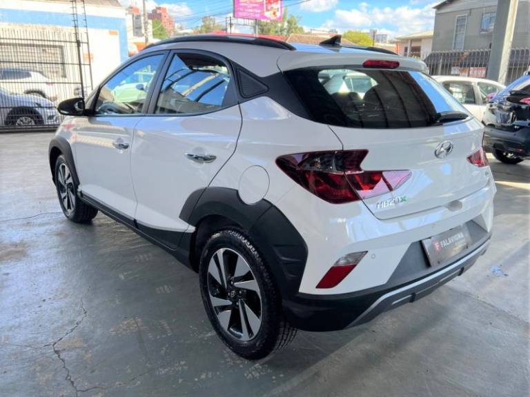 HYUNDAI - HB20X - 2020/2020 - Branca - R$ 83.900,00