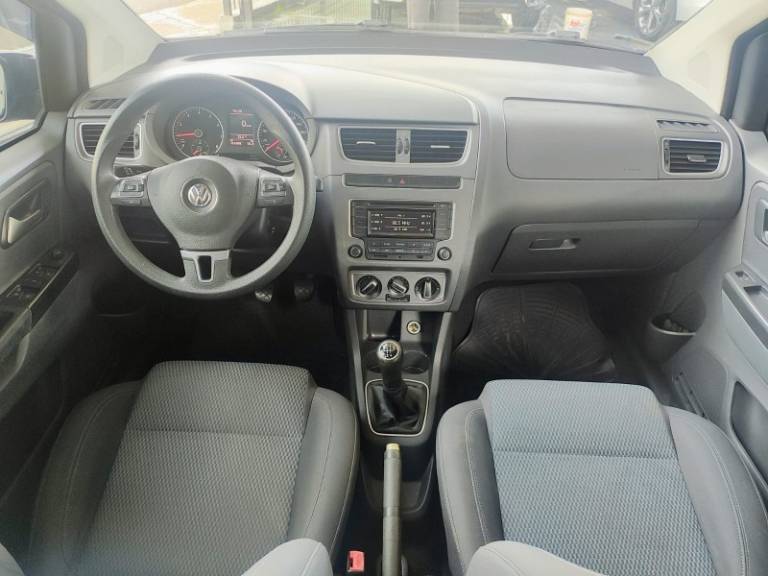 VOLKSWAGEN - FOX - 2014/2014 - Preta - R$ 38.800,00