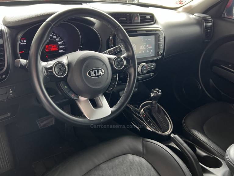 KIA MOTORS - SOUL - 2018/2019 - Vermelha - R$ 83.900,00