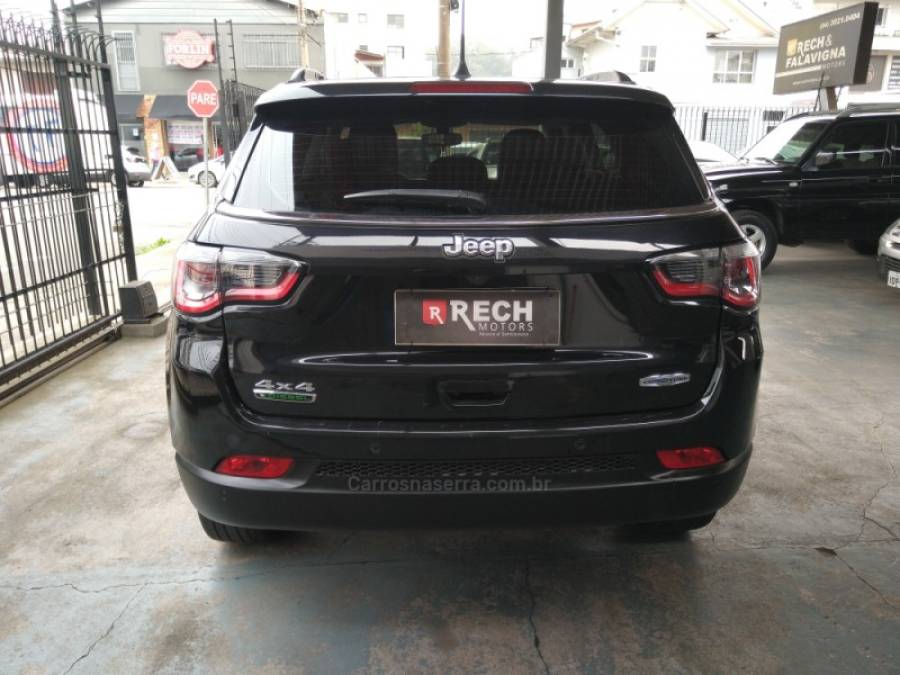 JEEP - COMPASS - 2020/2021 - Preta - R$ 134.900,00