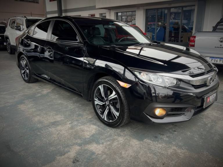 HONDA - CIVIC - 2019/2019 - Preta - R$ 105.000,00