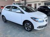 CHEVROLET - ONIX - 2015/2016 - Branca - R$ 58.000,00