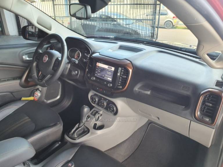 FIAT - TORO - 2021/2021 - Vermelha - R$ 135.000,00