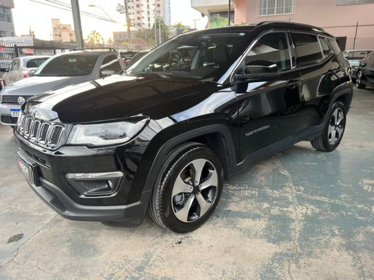 JEEP - COMPASS - 2017/2018 - Preta - R$ 86.900,00