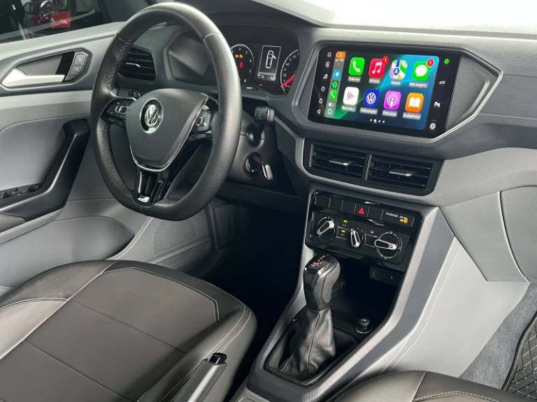 VOLKSWAGEN - T-CROSS - 2021/2021 - Branca - R$ 98.000,00